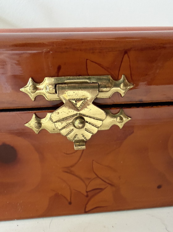 Image 1 of Joyero de madera antiguo