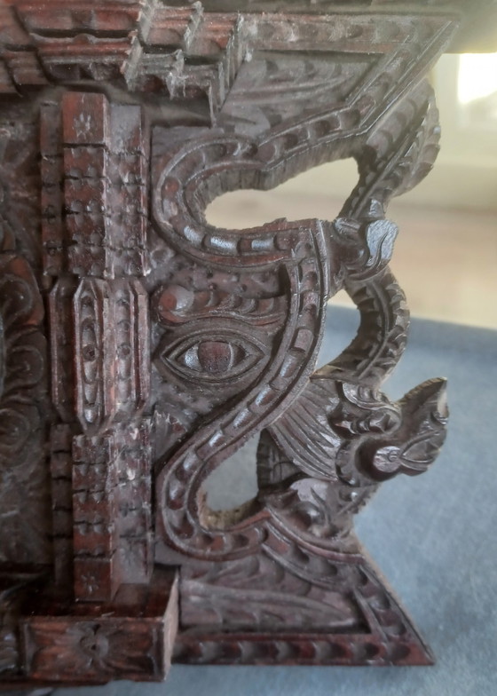 Image 1 of Finestra di pavone del Nepal con sculture in legno antiche Ankhi Jhayl