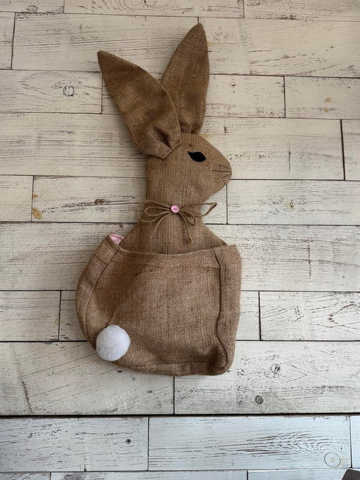 Lapin de Pâques en Jute, années 2010