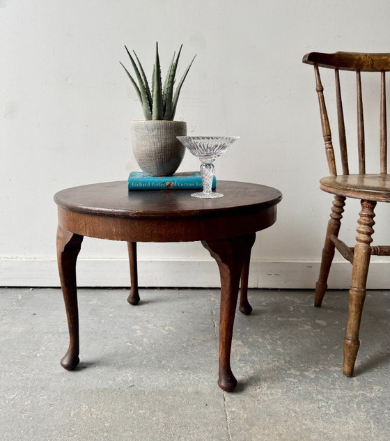 Image 1 of Petite table basse ronde vintage