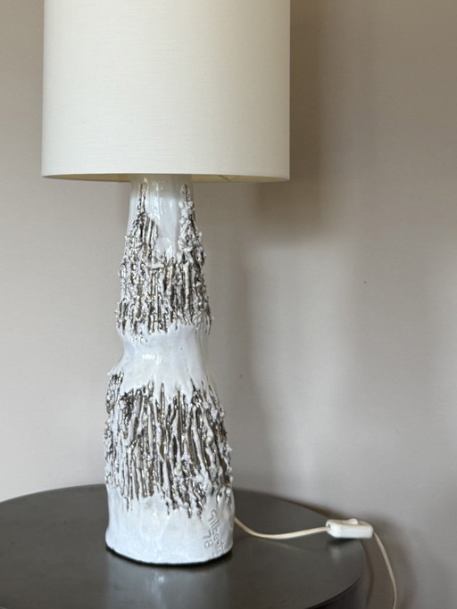 TABLE LAMP, ITALY, 1978, Monumental Base, Italian Brutalism – tafellampen, Ceramic (photo 2 of 8)