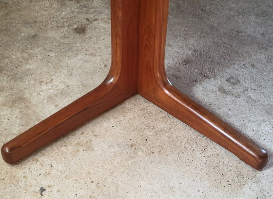 Mesa de comedor danesa extensible de teca maciza 1960, Mesas de comedor, Madera, Marrón (foto 7 de 10)