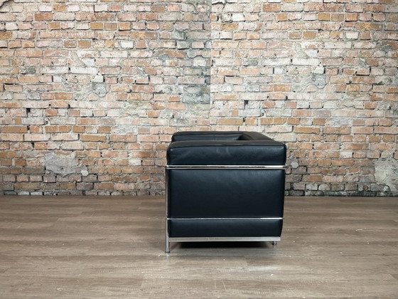 Image 1 of Cassina LC2