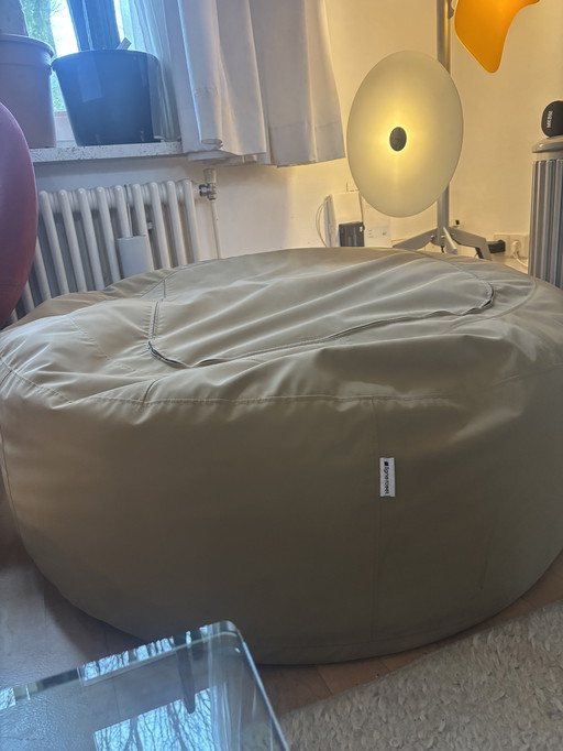 Ligne Roset Poef Beige