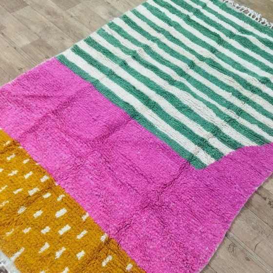 Image 1 of Gestreifter Berberteppich | Marokkanischer Wollteppich | 250 × 150 cm