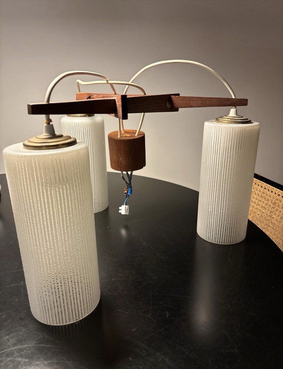 Suspension danoise en bois et verre (photo 2 of 5)