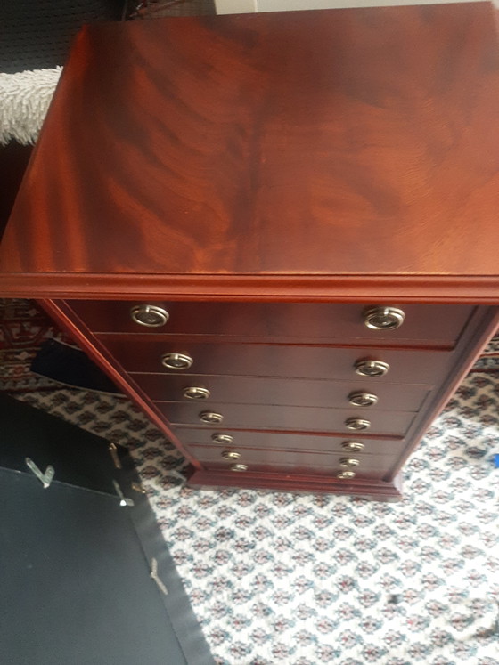 Image 1 of Magnifique commode en teck