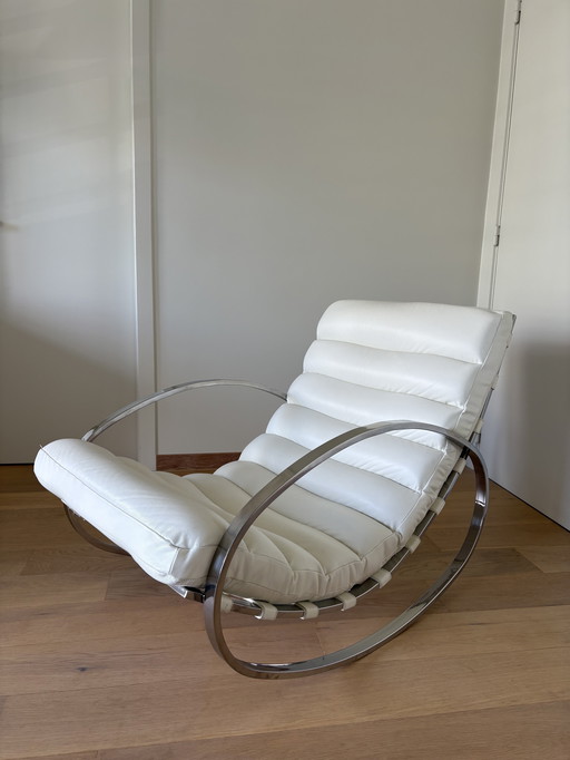 Beaubourg armchair