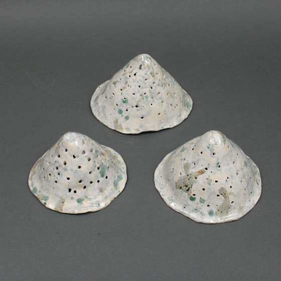 Image 1 of Gert de Rijk (1945-2009) - unica - keramische drie lichts lampvoet in de vorm van paddenstoelen - uit eigen atelier 
