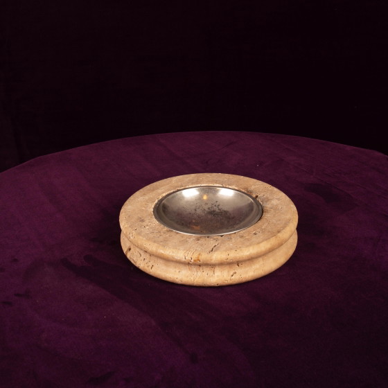 Round Italian Travertine Ashtray with Removable Metal Dish 1970 – Table accessories, Italian Design (photo 2 of 12)
