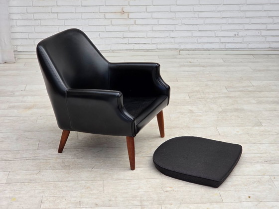 Image 1 of Anni '70, poltrona danese, similpelle, gambe in legno di teak.