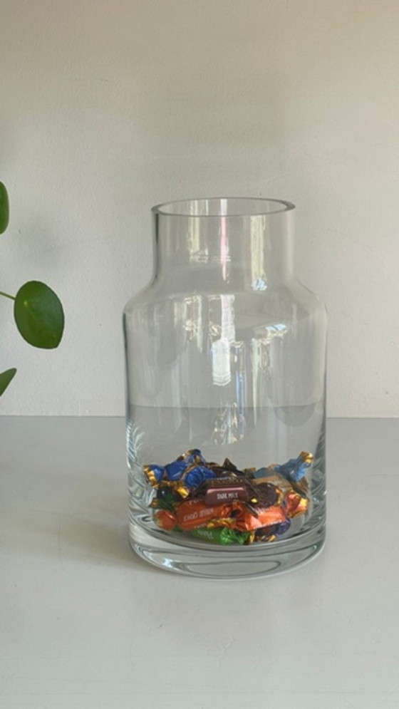 Jarrón de Diseño de Cristal Contemporáneo – Jarrones, Glass (photo 16 of 20)