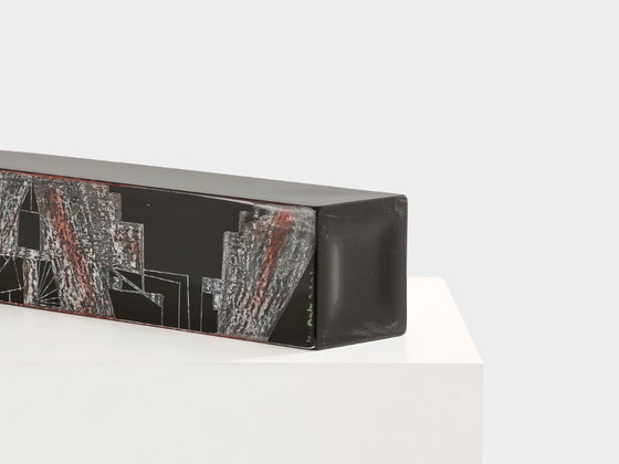 Image 1 of Jarrón rojo de cristal opalino negro Art Déco de Anatole Riecke, 1949.