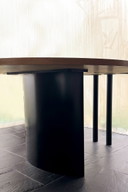 Castelijn, designer dining table