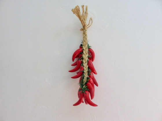 Corde de Piments d'Espelette en Céramique, Pays Basque, France, 1960 – Objets déco, Ceramic (photo 9 of 13)