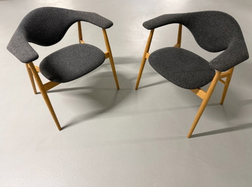 2x Gubi Masculo Dining Chairs GamFratesi Design – eetkamerstoelen, Wood, Cotton (photo 2 of 7)