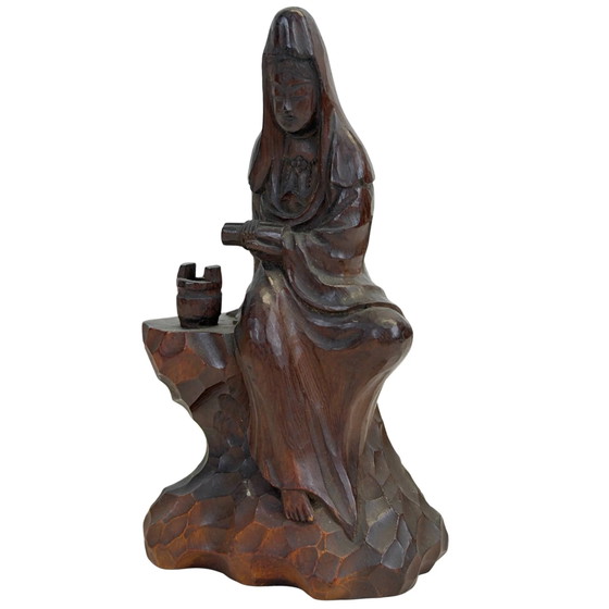 Kannon (Guanyin) Giapponese in Legno Hinoki Monolitico Intagliata a Mano, Stile Enku (14.2 cm) – Sculture (photo 8 of 9)