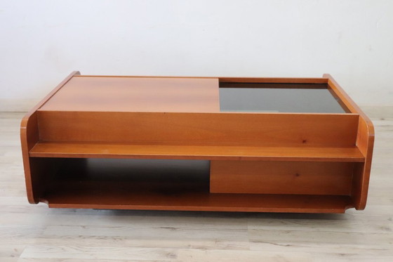 Image 1 of Couchtisch mit Barfach, Italien 1970er Jahre