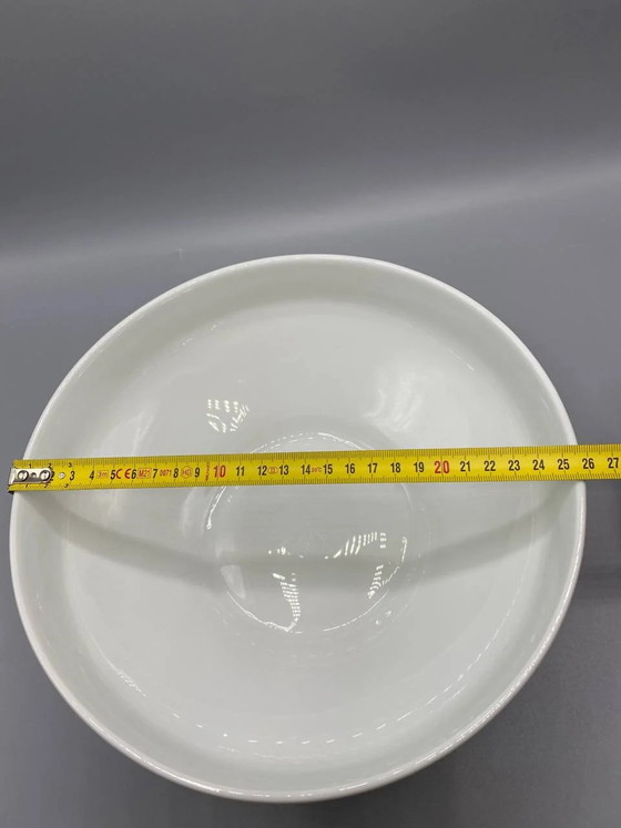 White porcelain salad bowl – Gadrooned frieze in relief – Decorative Objects (photo 3 of 3)