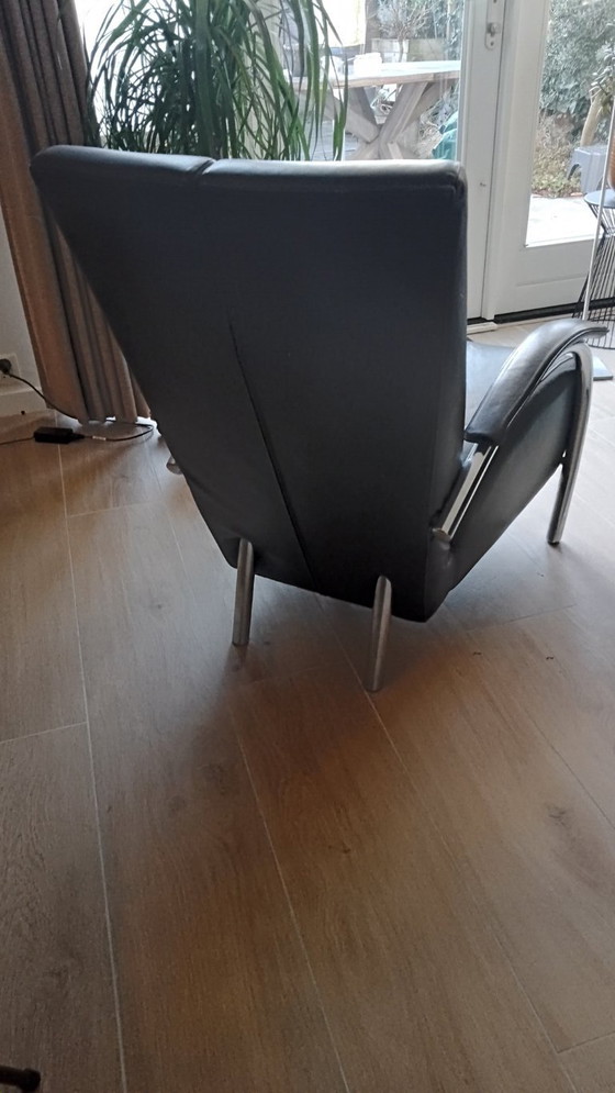 Image 1 of Molinari academic