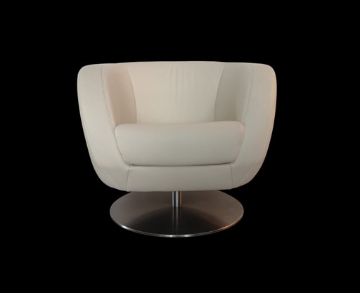 Poltrona in pelle Koinor “Pearl” in pelle Tara, crema/bianco – ottime condizioni