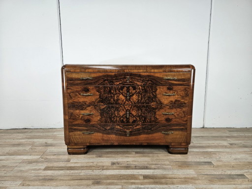 1940s Art Decò walnut chest of drawers