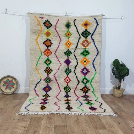 Tappeto Berbero Azilal – Tessuto a mano in lana naturale (250 × 150 cm)