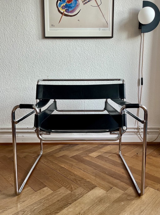 Wassily Chair Marcel Breuer B3
