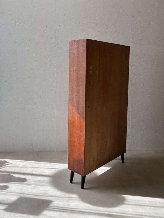 Image 1 of Libreria scandinava vintage in mogano completamente ristrutturata