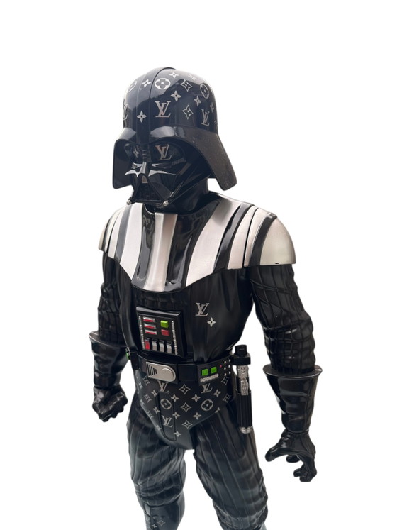 Louis V Star Wars – Louis Vuitton, Dekorative Objekte, Plastic (photo 7 of 7)