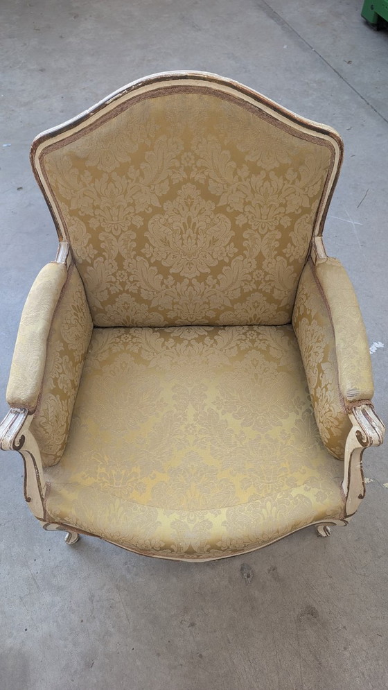 Image 1 of Coppia di poltrone Bergere in legno laccato con lumeggiature in oro sedile