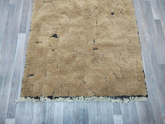 Image 1 of Tapis en laine fait main – coloris personnalisables 300cmx150cm