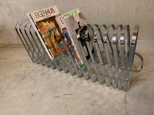 Porte-magazines mural