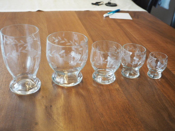 Image 1 of fine glassware with etched decoration