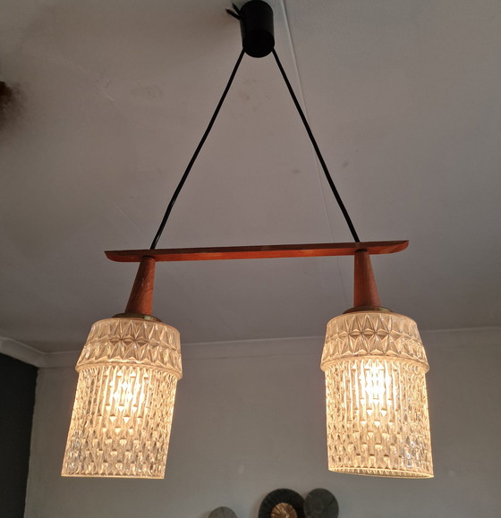 Image 1 of Suspension vintage danoise en teck et verre