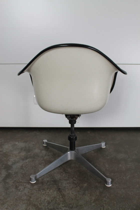 Image 1 of Eames x Herman Miller, década de 1960