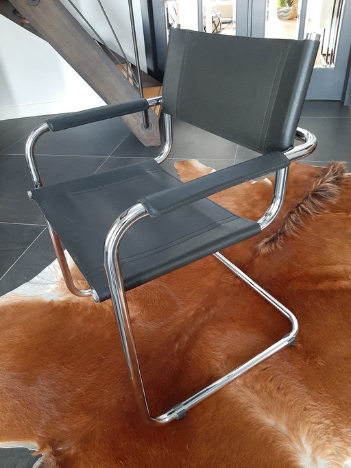 4 Chaises Cantilever Bauhaus Mart Stam / Marcel Breuer
