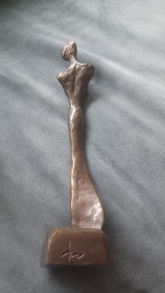 Image 1 of Bronze artwork "Universe" Diana Kortbeek + book 