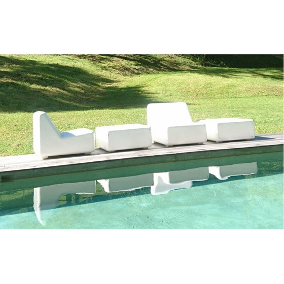 Image 1 of White exterior dining set in fiberglass and resin - 1970s