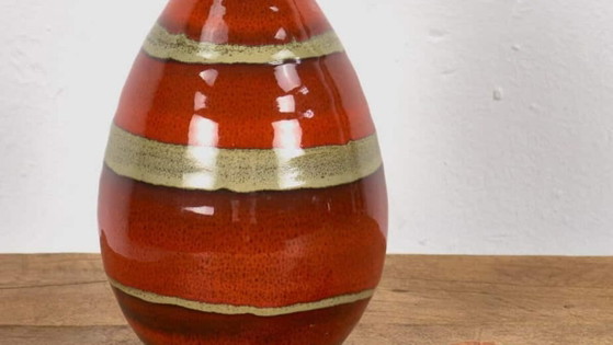 Kleine vaas in vintage stijl (ca. 1960) – Vazen, Ceramic (photo 3 of 9)