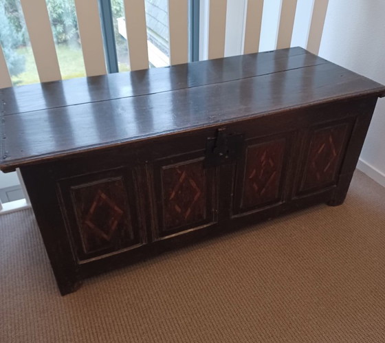 Image 1 of Cassapanca del XVII secolo in ottime condizioni