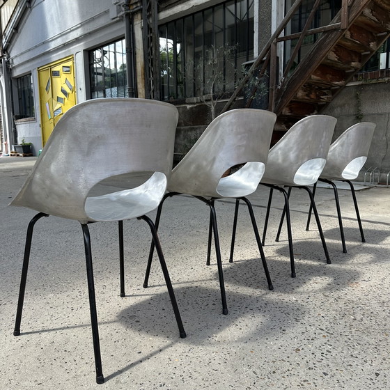 Image 1 of Set van 4 Tulip-stoelen van Pierre Guariche