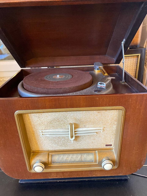 Ducretet-Thomson platenspeler met radio, massief mahoniehouten kast, originele draaitafel, jaren 1950. (photo 2 of 5)