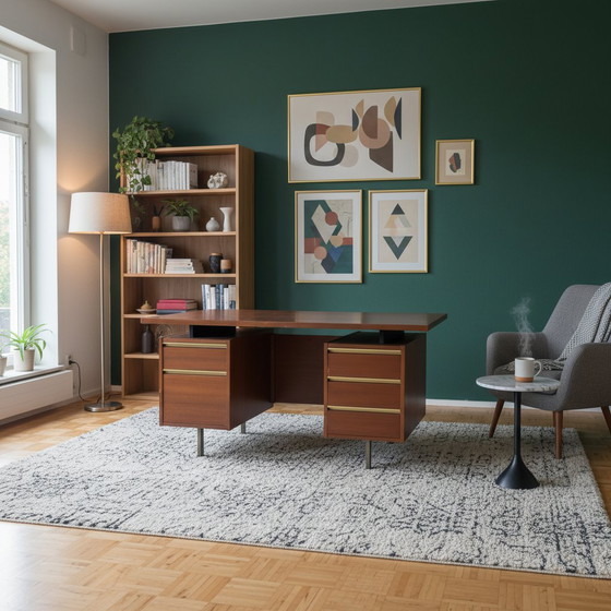 Image 1 of Scrivania in teak di metà secolo degli anni '60 con piano sospeso