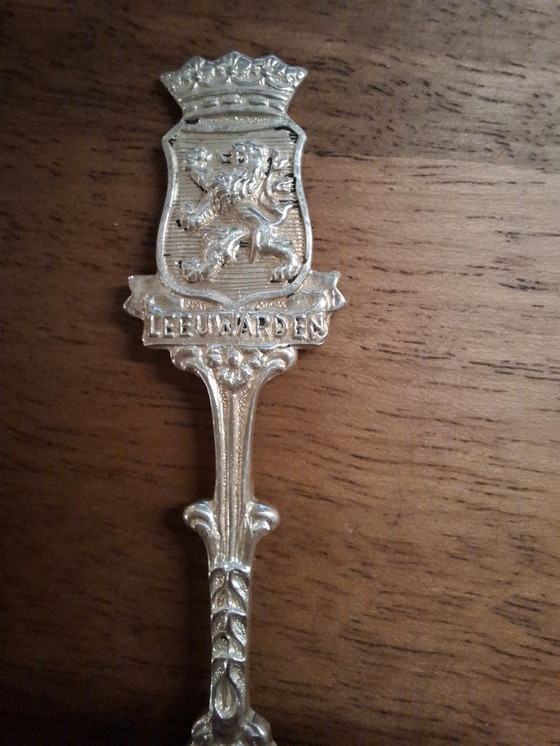 Image 1 of 6 cucchiaini con stemmi delle città della Frisia