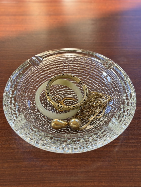 Image 1 of Vaschetta/posacenere in vetro pesante vintage della metà del secolo scorso 1960/70