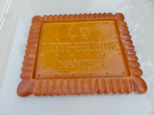 Rare resin tray "Petit Beurre Lu" biscuits, France, 1960