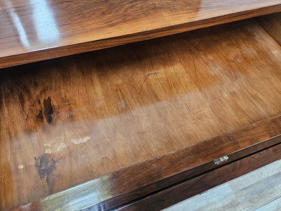 Image 1 of Exclusive 1940s Art Decò sideboard in walnut burl with mirror