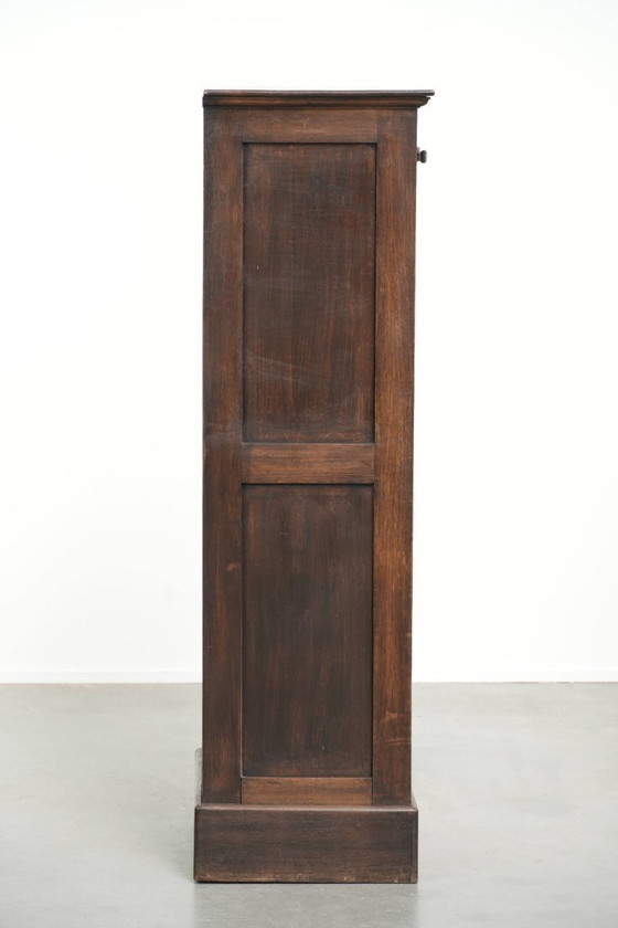 Magnífico archivador/notario antiguo inglés de roble con puerta enrollable de principios del siglo XX. (photo 4 of 14)
