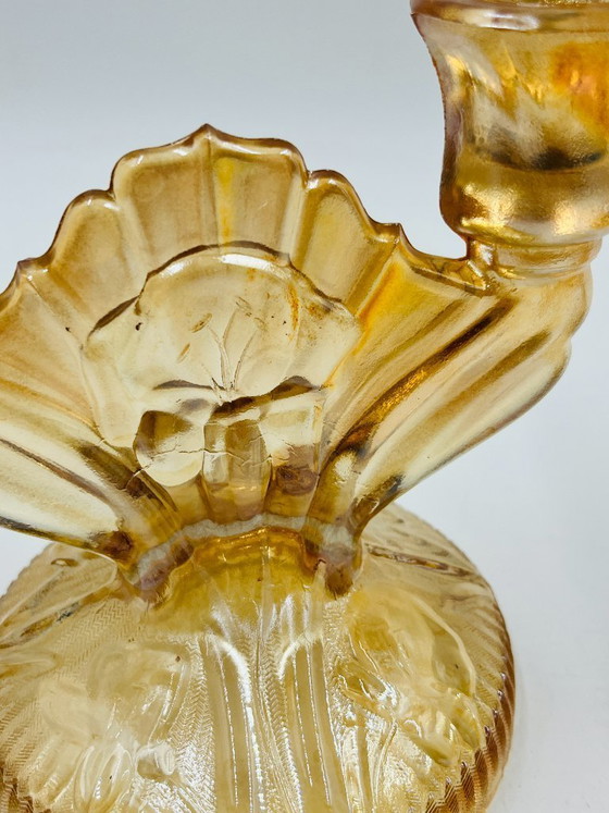 Image 1 of Ein Paar Empoli-Kerzenständer aus bernsteinfarbenem Glas im Art-Deco-Stil